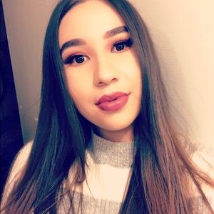 Meet your Posher, Kim